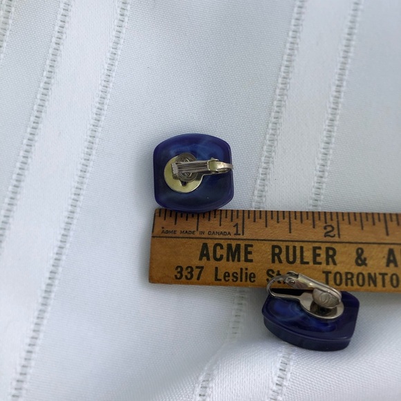 Vtg Blue Marbled Lucite Clip-On Earrings - Picture 5 of 8